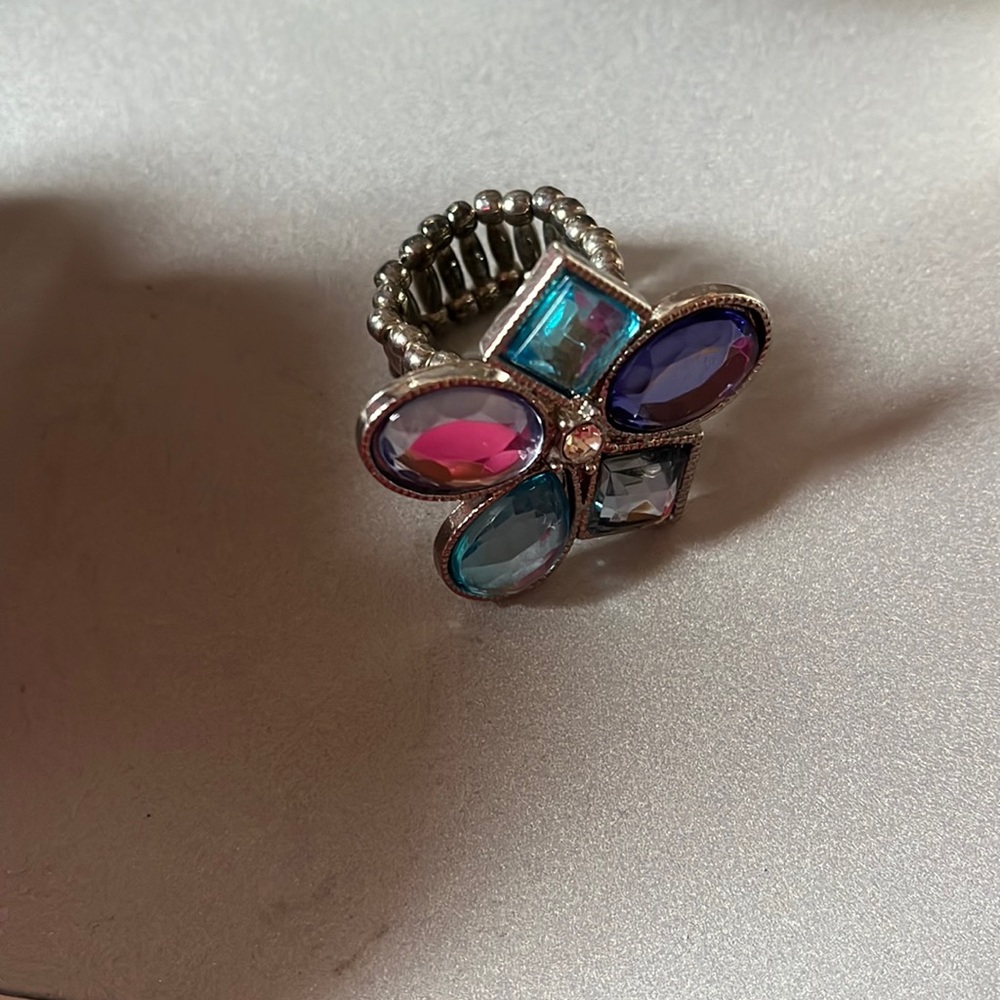 Flower ring